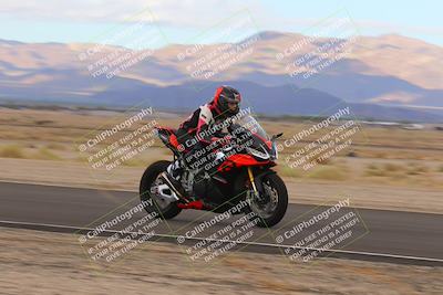 media/Sep-11-2022-SoCal Trackdays (Sun) [[81b7e951af]]/Back Straight Speed (850am)/